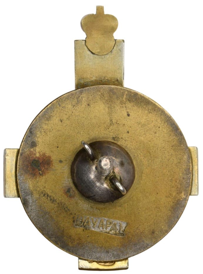 10th  Ingermanland Hussar Regiment Badge made by Eduard workshop.jpeg 10th  Ingermanland Hussar Regiment Badge made by Eduard workshop.jpeg