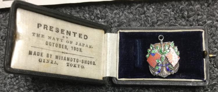 1908 Great White Fleet  Welcoming Commemorative Badge.jpg