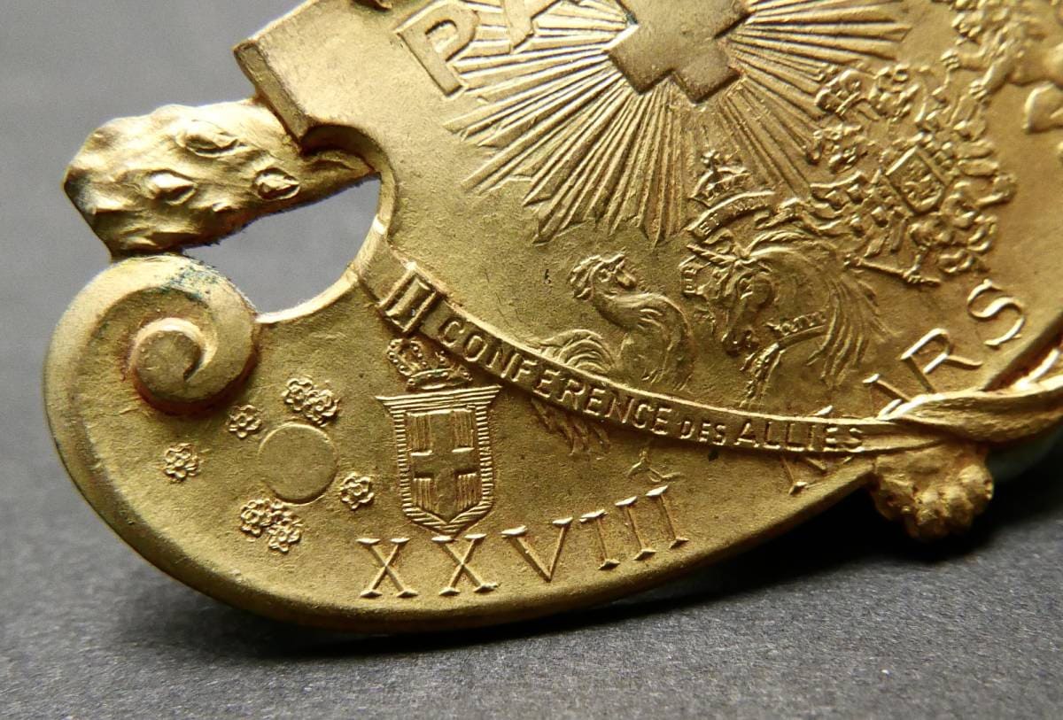 1916 Red Cross Allies' Conference  in Paris Badge.jpg 1916 Red Cross Allies' Conference  in Paris Badge.jpg