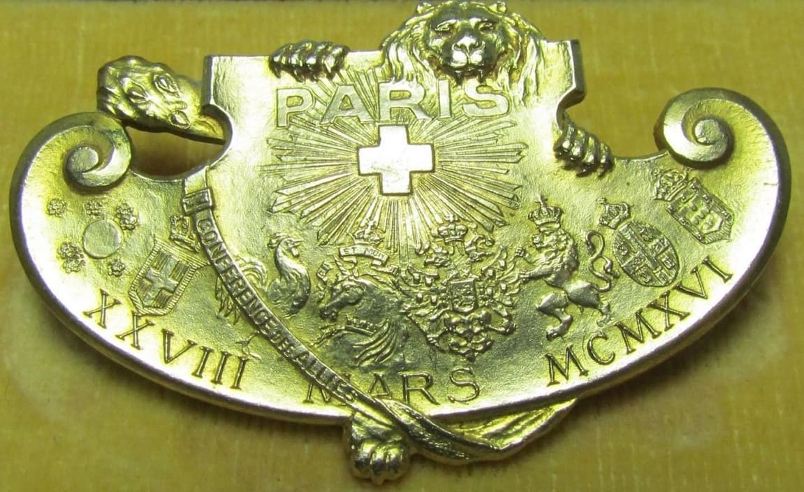 1916 Red Cross Allies' Conference in Paris Badge.jpg