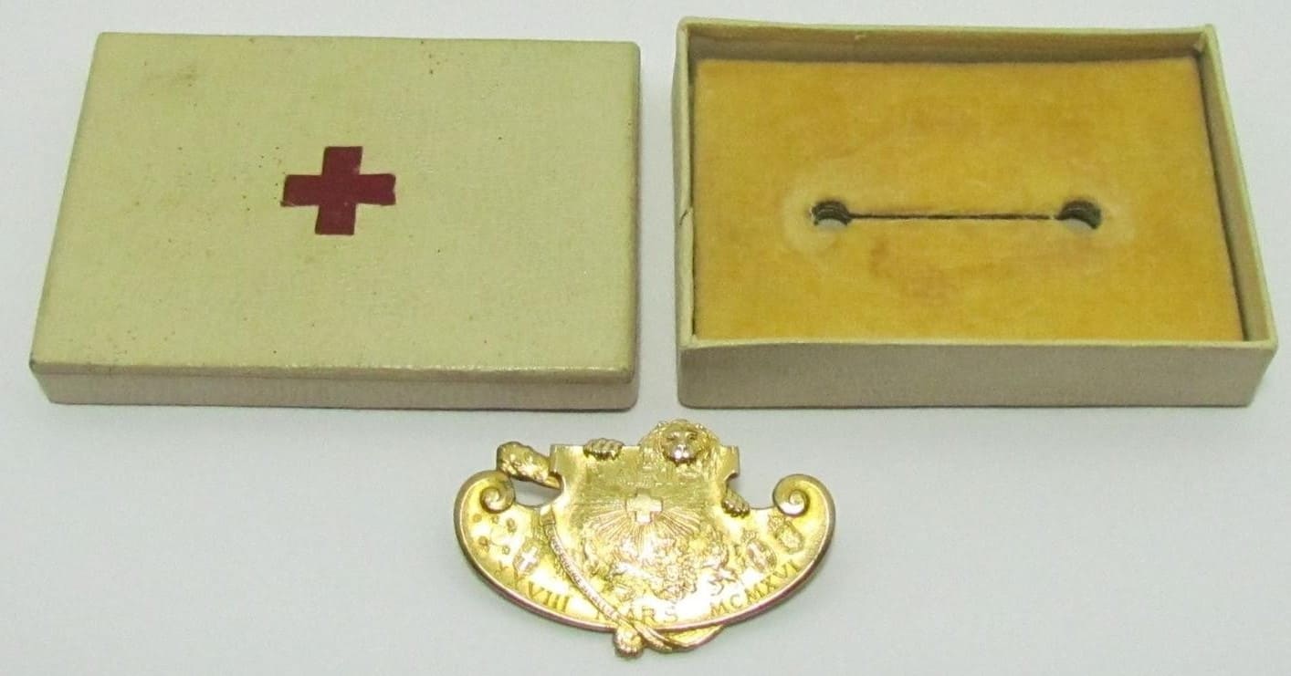1916 Red Cross Allies' Conference  in Paris Badge.jpg