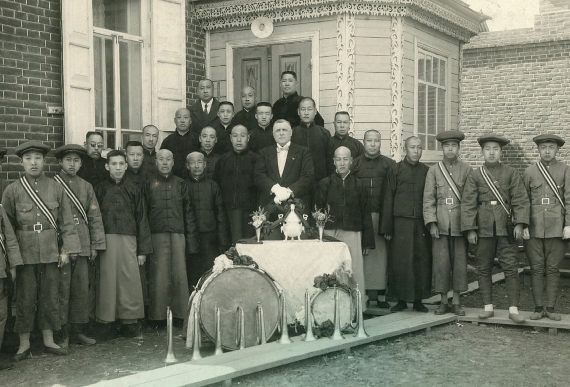 1925 photograph marking the occasion of the presentation to Hedgeland of a silver Incense Burner.jpg