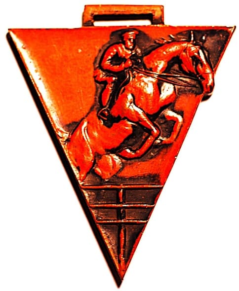 1928 All Japan Higher Schools Equestrian Tournament Watch Fob.jpg