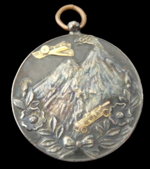 1929 Army Large Special Maneuvers Commemorative Badge.jpg
