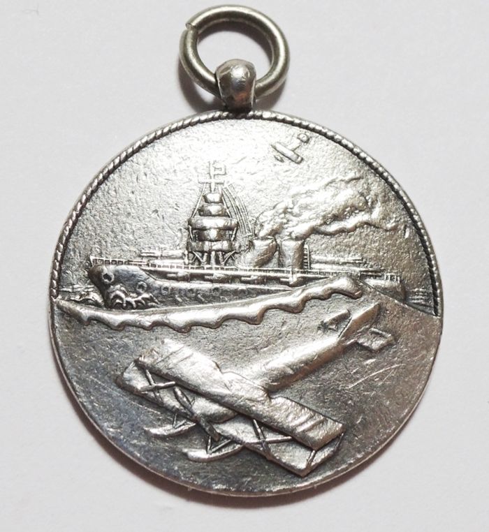 1930 Navy Special Large Maneuvers Commemorative Watch Fob.jpg