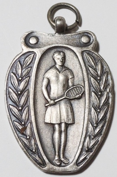 1931年　時事新報社　第13回 一般婦人庭球大会　テニス　メダル.jpg