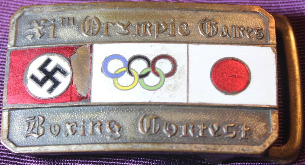 1935 Japan-German Boxing Contest XI Olympic Games Commemorative Belt Buckle.jpg