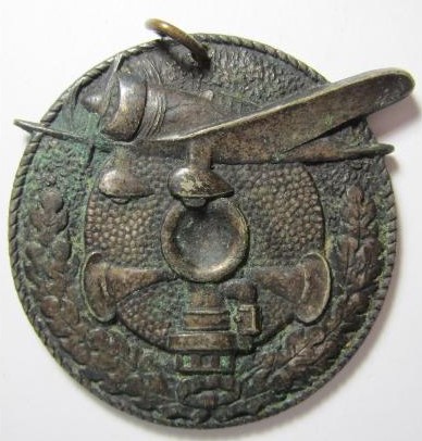 1937 Air Defense Maneuvers Participation Commemorative Badge 昭和十二年度防空演習参加記念章.jpg