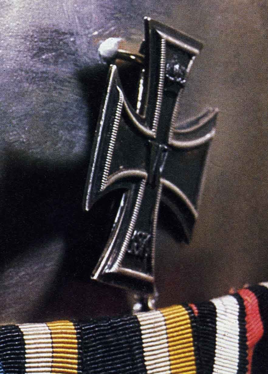 1st class Iron Cross which  Bismarck wore on his cuirass.jpg