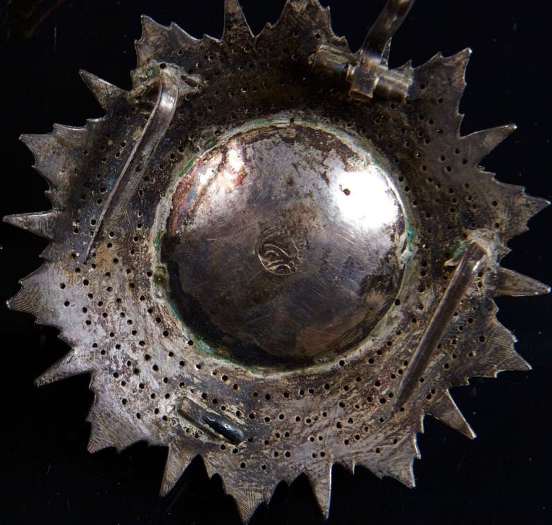 1st class Order of Nishan-Iftikar awarded  in 1880.jpg 1st class Order of Nishan-Iftikar awarded  in 1880.jpg