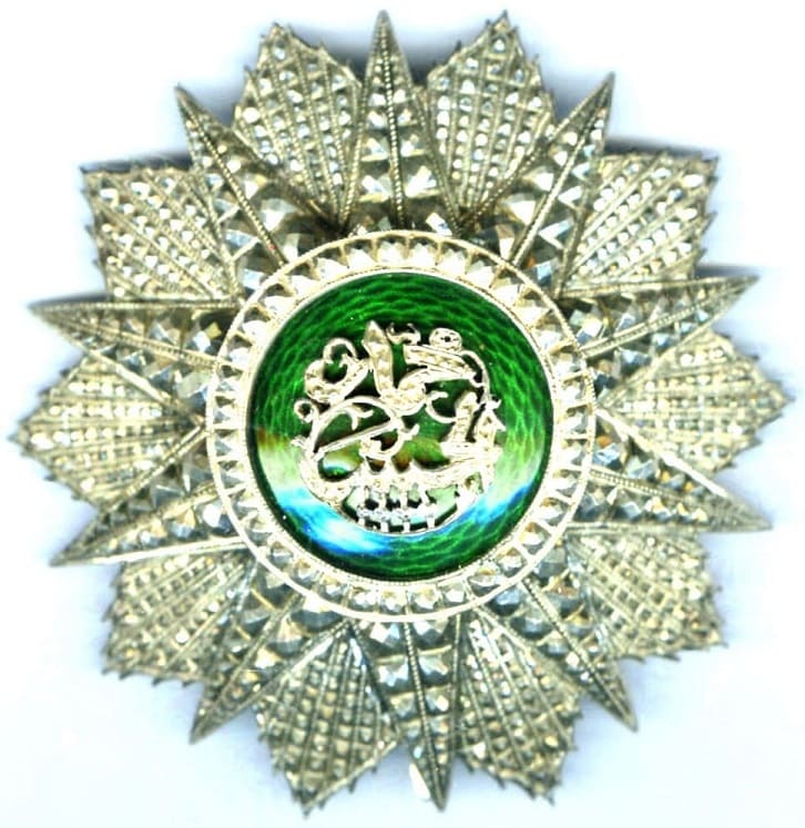 1st class Order of Nishan-Iftikar breast star made by Kretly, Paris.jpg