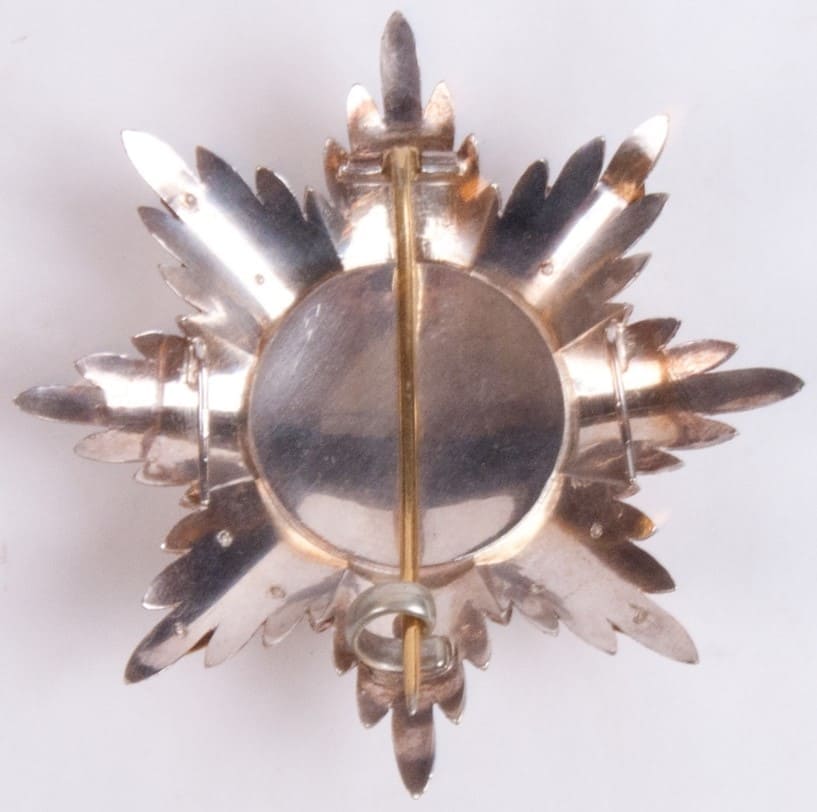 1st class Order of Saint Anna  with  swords.jpg