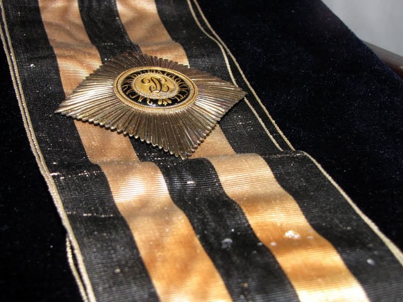 1st class Order of Saint George breast star of Karl Philipp, Prince  of Schwarzenberg.jpg
