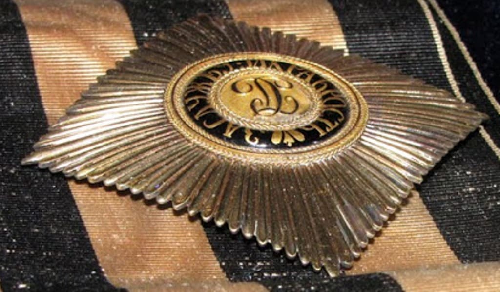1st class Order of Saint George breast star  of Karl Philipp, Prince of Schwarzenberg.jpg