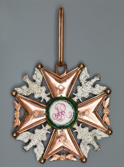 1st class Order of Saint Stanislaus from the  collection of the National Museum in Krakow Princes Czartoryski Museum.jpg