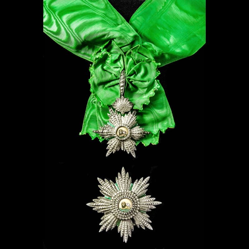 1st class Order of the Lion and Sun made by Saniolmamalek.jpg