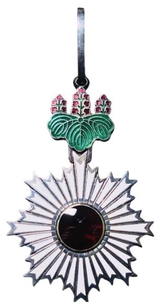 1st class Rising Sun order made by Shobido.jpg