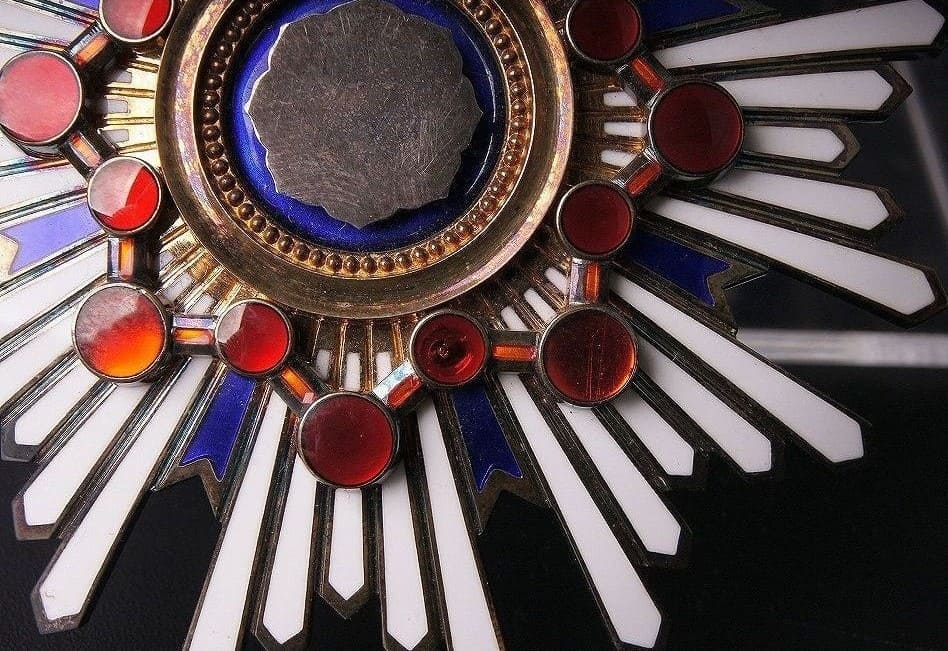 1st  class  Sacred Treasure order  awarded in 1964.jpg 1st  class  Sacred Treasure order  awarded in 1964.jpg