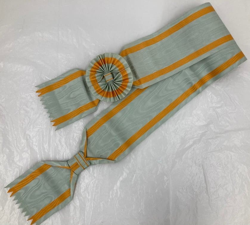 1st class Sacred Treasure  order marked M.jpg