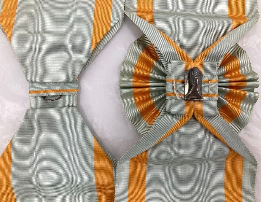 1st  class Sacred Treasure order  marked M.jpg