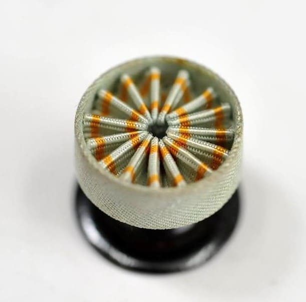 1st class Sacred Treasure order rosette.jpg