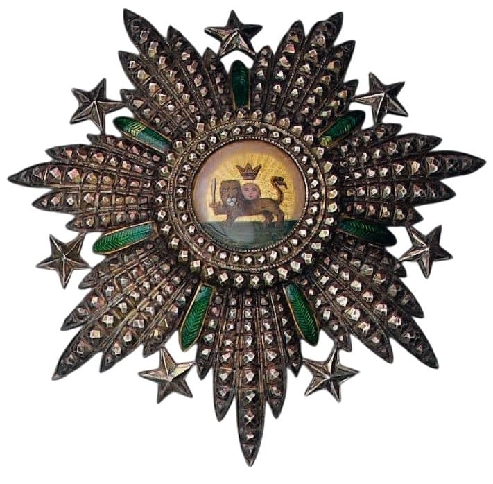 2nd class breast star with seven stars made by Kretly.jpg