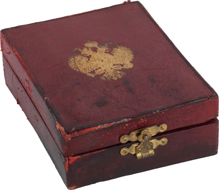 2nd class cross for Non-Christians  without  swords from 1899-1904 time period.jpg