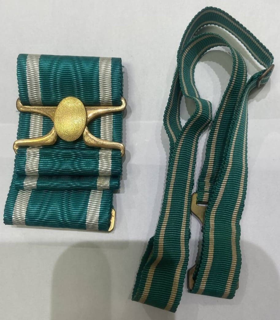 2nd  class Golden Kite order from 1938-1942 time period.jpg