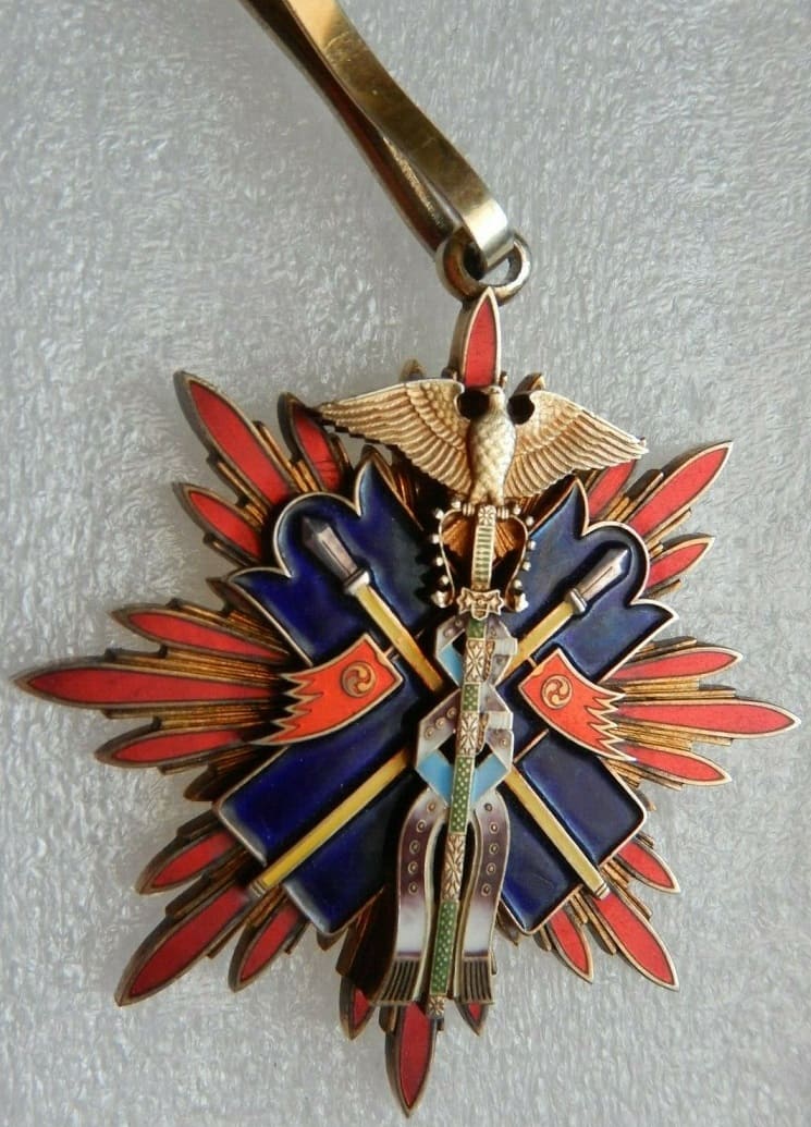 2nd class Golden Kite order neck badge 1938-1942 time period.jpg