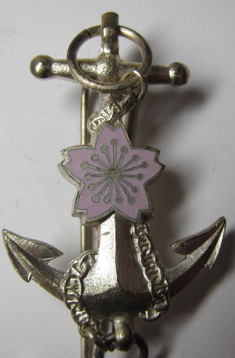 2nd class Merit Badge  of  Japan Seafarers Relief Association.jpg