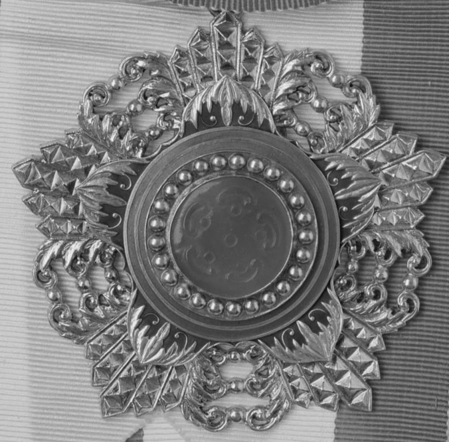 2nd class Order of Brilliant Jade awarded in 1935 to the Sven Anders  Hedin.jpg