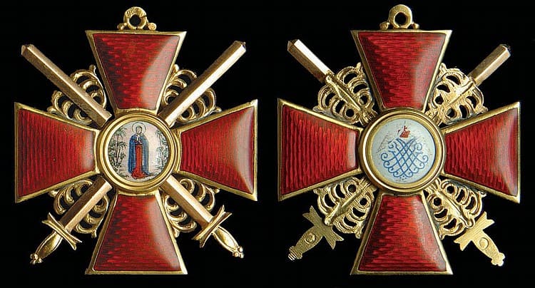 2nd class Order of Saint Anna with Swords made in gold by Eduard.jpg