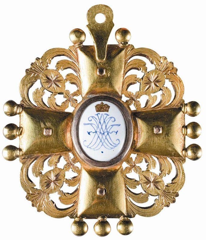 2nd class Order of St.Anna of  Holstein Pavel type.jpg