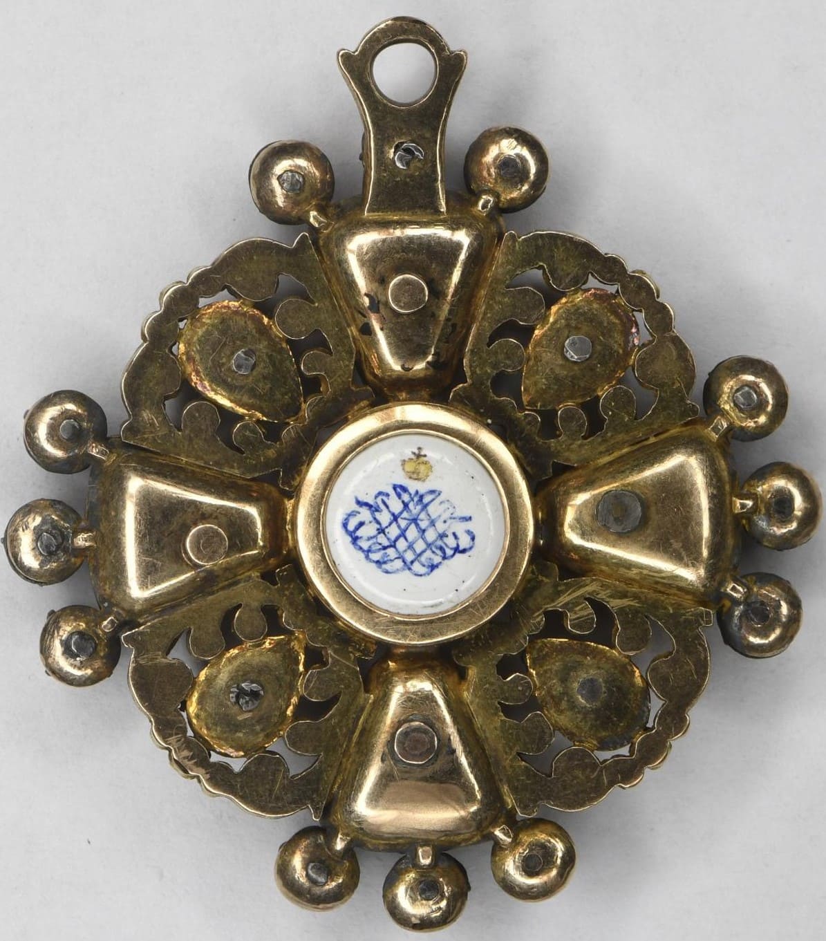 2nd class Order of St.Anna  (so-called Holstein type).jpg