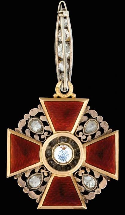 2nd class  Order of St. Anna with Diamonds made by Immanuel Pannasch.jpg