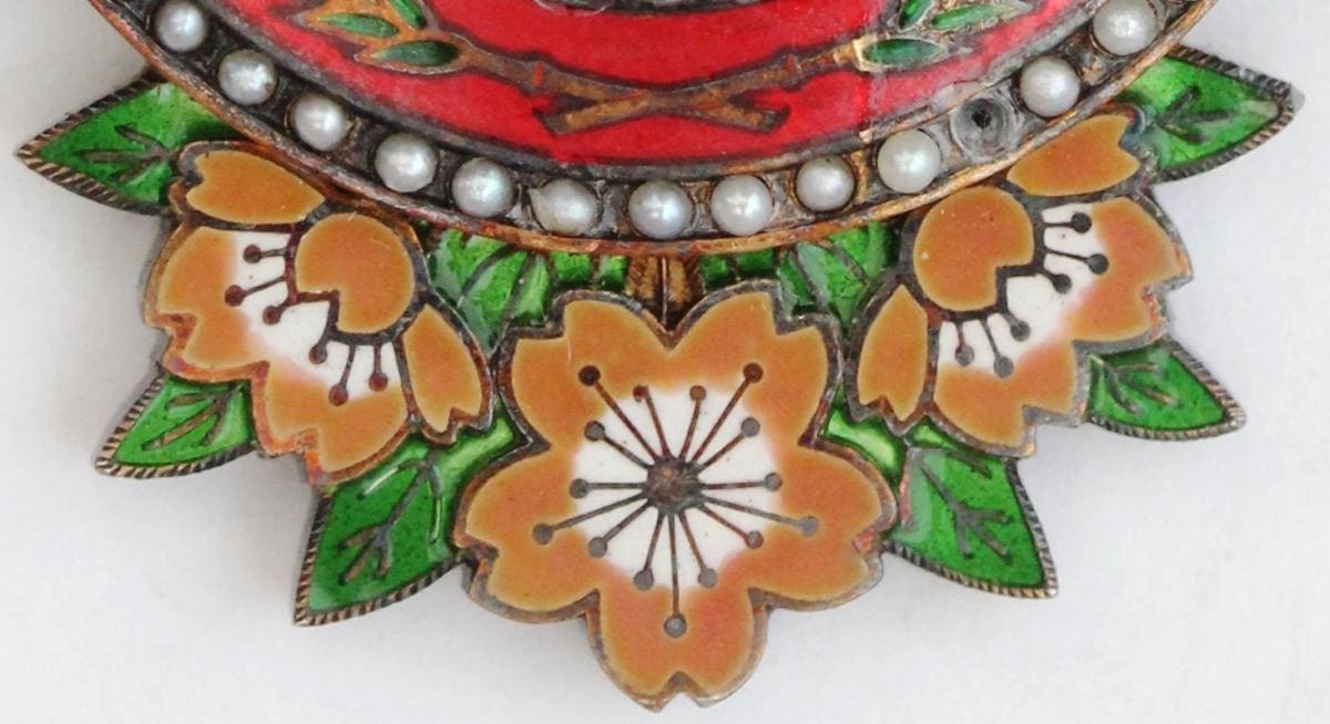 2nd Class  Order of the Precious Crown.jpg 2nd Class  Order of the Precious Crown.jpg