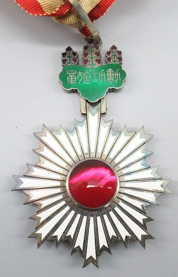 2nd class Rising Sun order awarded in  1920 to Major General Funabashi Yoshizo.jpg