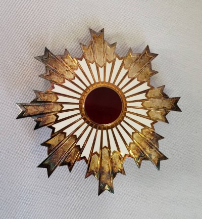2nd class Rising Sun order  awarded in   1957.jpg