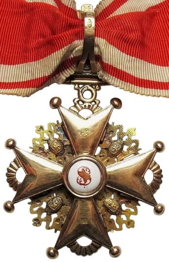 2nd class Saint Stanislaus  order with added fake IK-made Imperial Crown.jpg