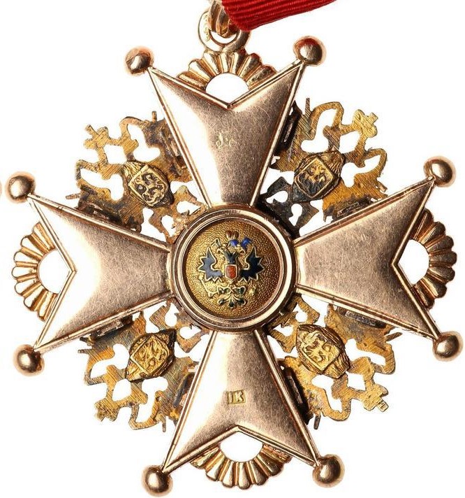 2nd class St.Stanislaus order with fake  medallions.jpg