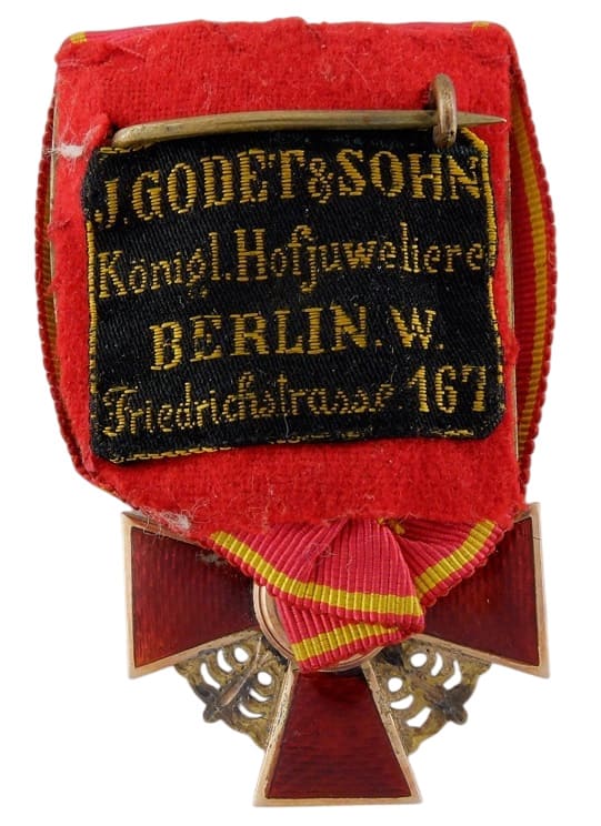 3rd class cross that was awarded to German and mounted by Godet,  Berlin.jpg
