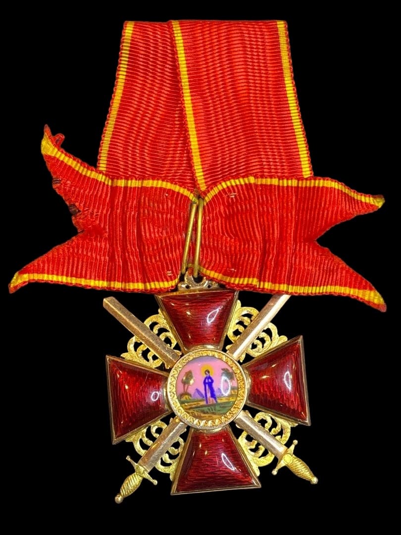 3rd class cross with swords and bow..jpg