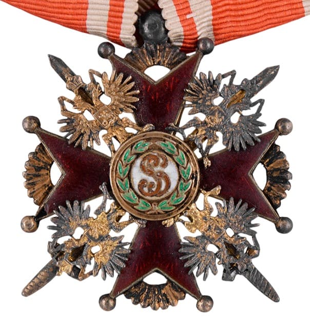 3rd class cross with swords made by an unidentified French workshop.jpg