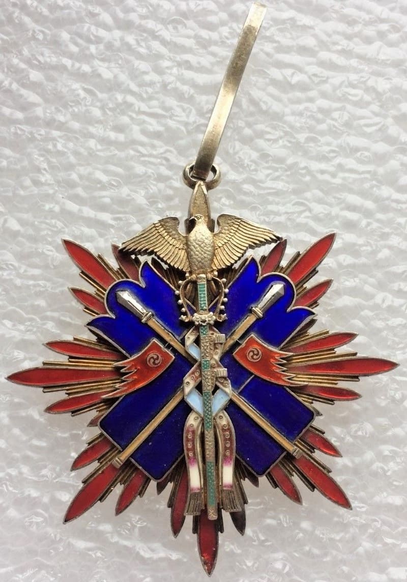 3rd Class Golden Kite order from the Meiji Era.jpg