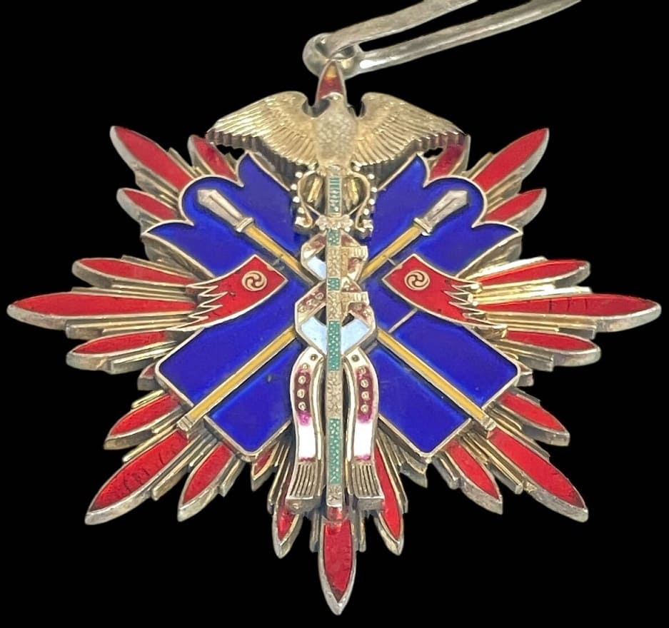 3rd Class Golden Kite  order from the Meiji Era.jpg