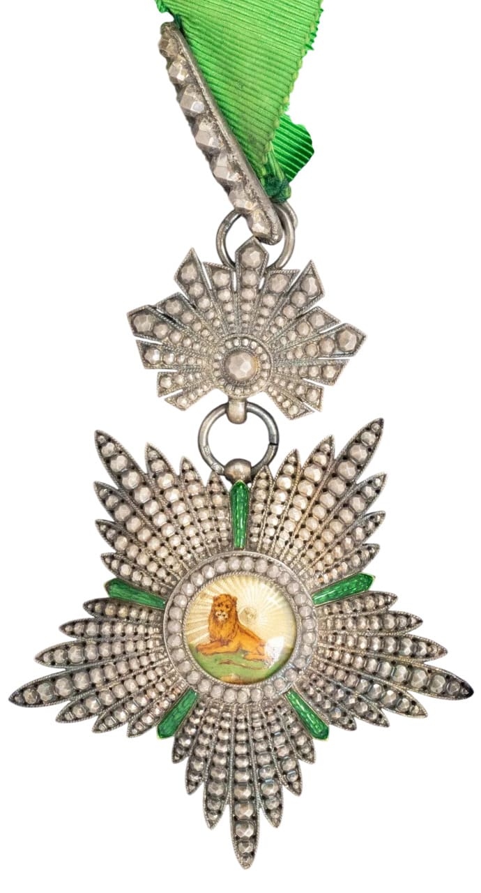 3rd class order of Lion and Sun made by Vinc. Mayer's Sons.jpg