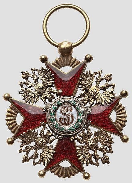 3rd class Order of Saint Stanislaus  made by Unidentified French Workshop.jpg