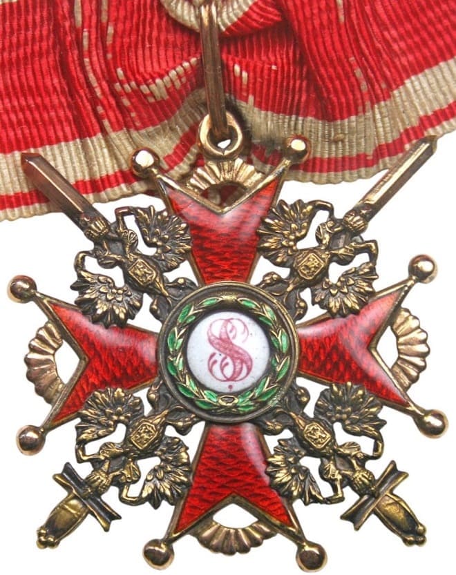 3rd class Order of St. Stanislaus with Swords made by Eduard.jpg