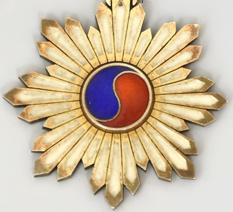 3rd  class Order of Taeguk.jpg