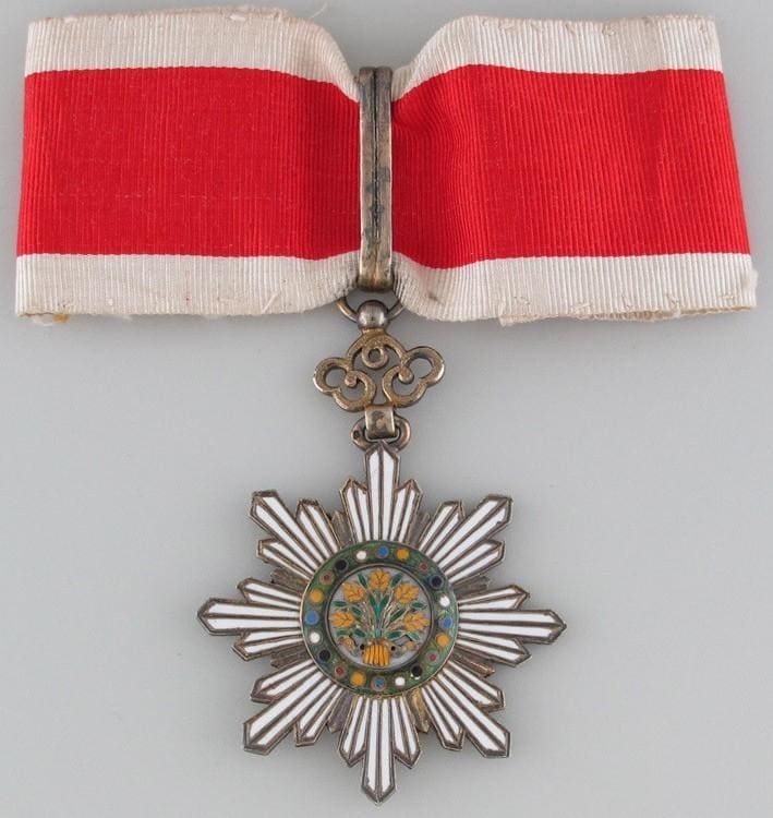 3rd class Order of the Golden Grain made by Chobillion.jpg